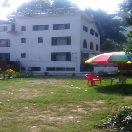 Hotel Grand Jigar Srīnagar Exterior foto