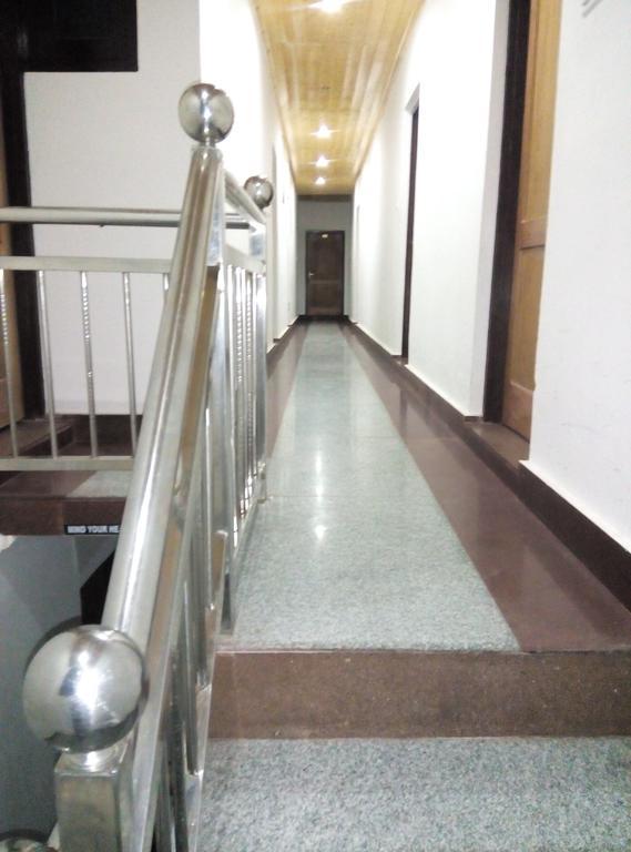 Hotel Grand Jigar Srīnagar Exterior foto